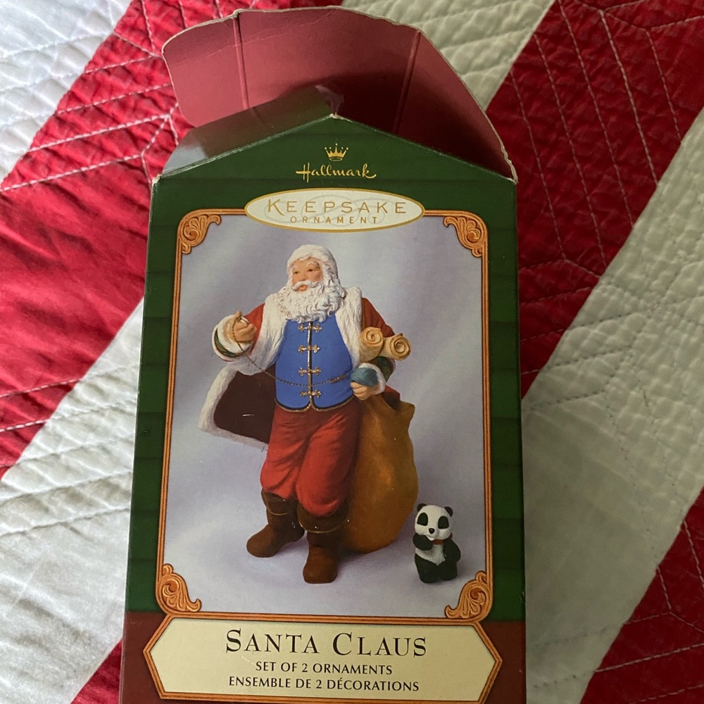 Hallmark Ornament Santa Claus 2001